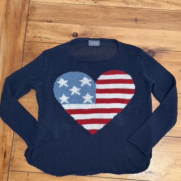 Wooden Ships Sweaters - Wooden Ships Heart Flag Crew size X/S